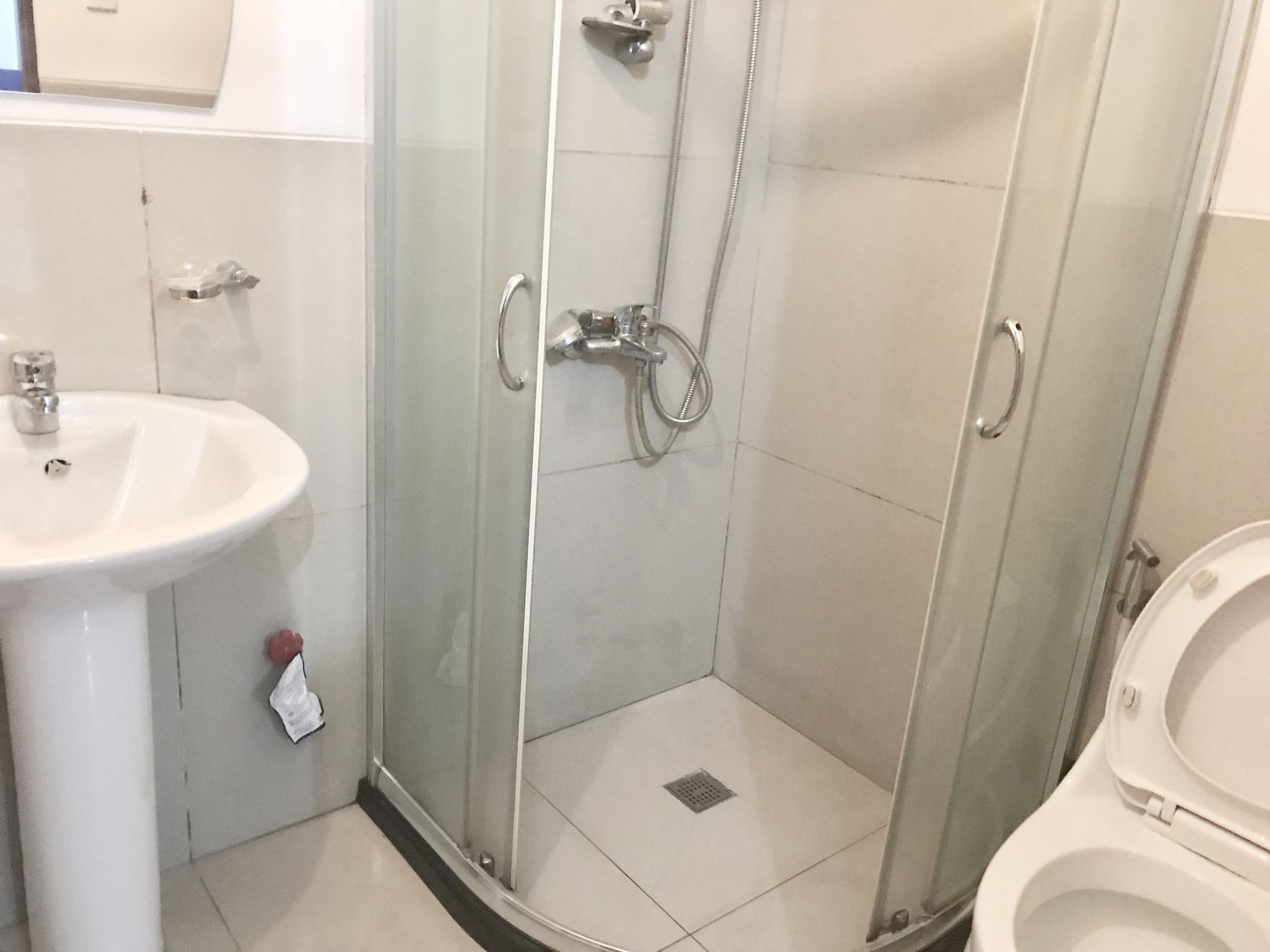 The Beacon Serviced Residences San Pedro Makati Exterior foto