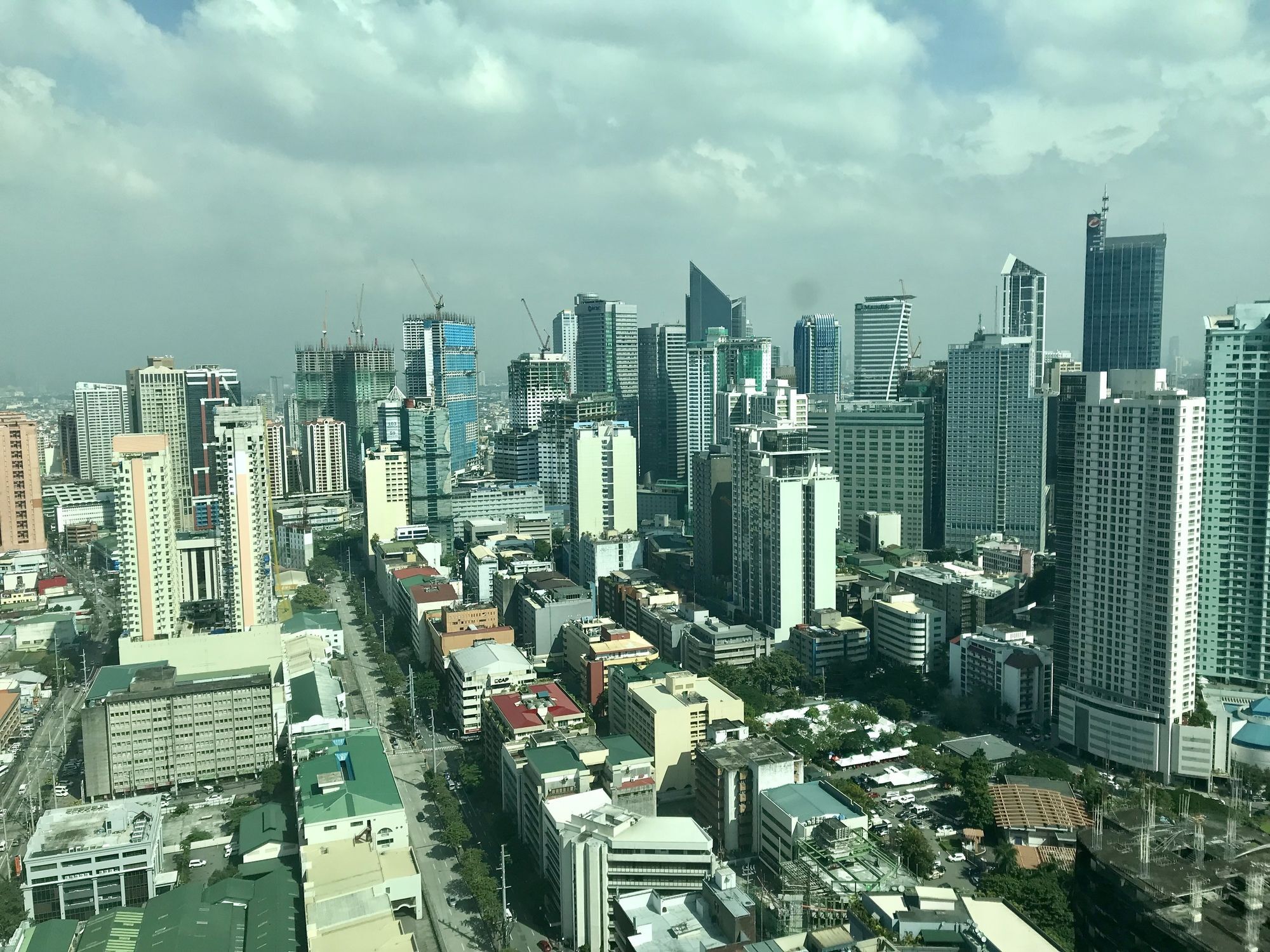 The Beacon Serviced Residences San Pedro Makati Exterior foto