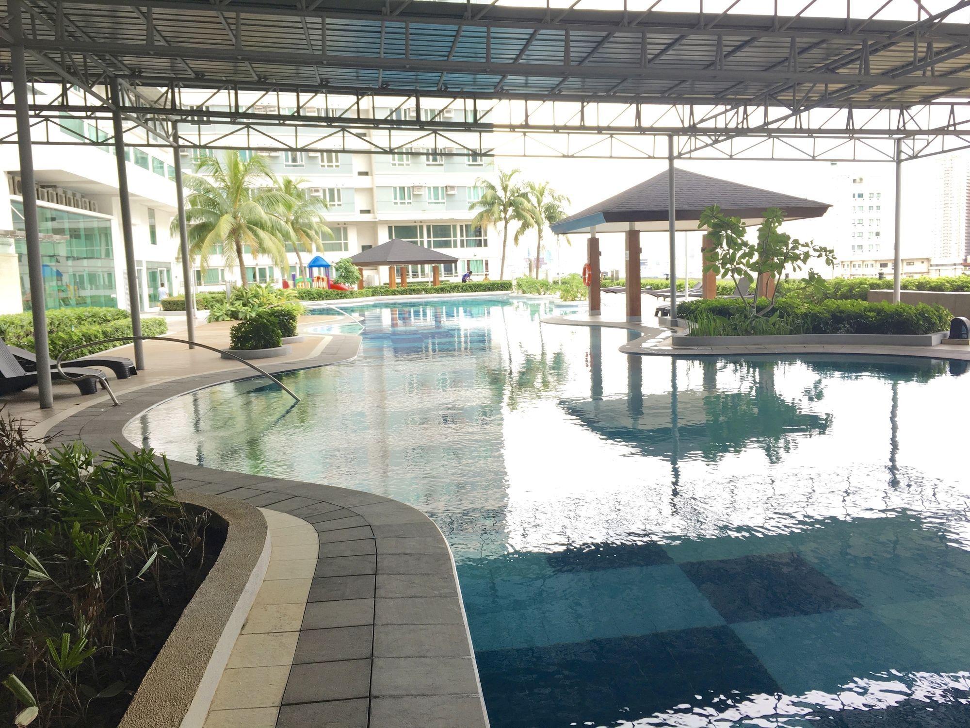The Beacon Serviced Residences San Pedro Makati Exterior foto
