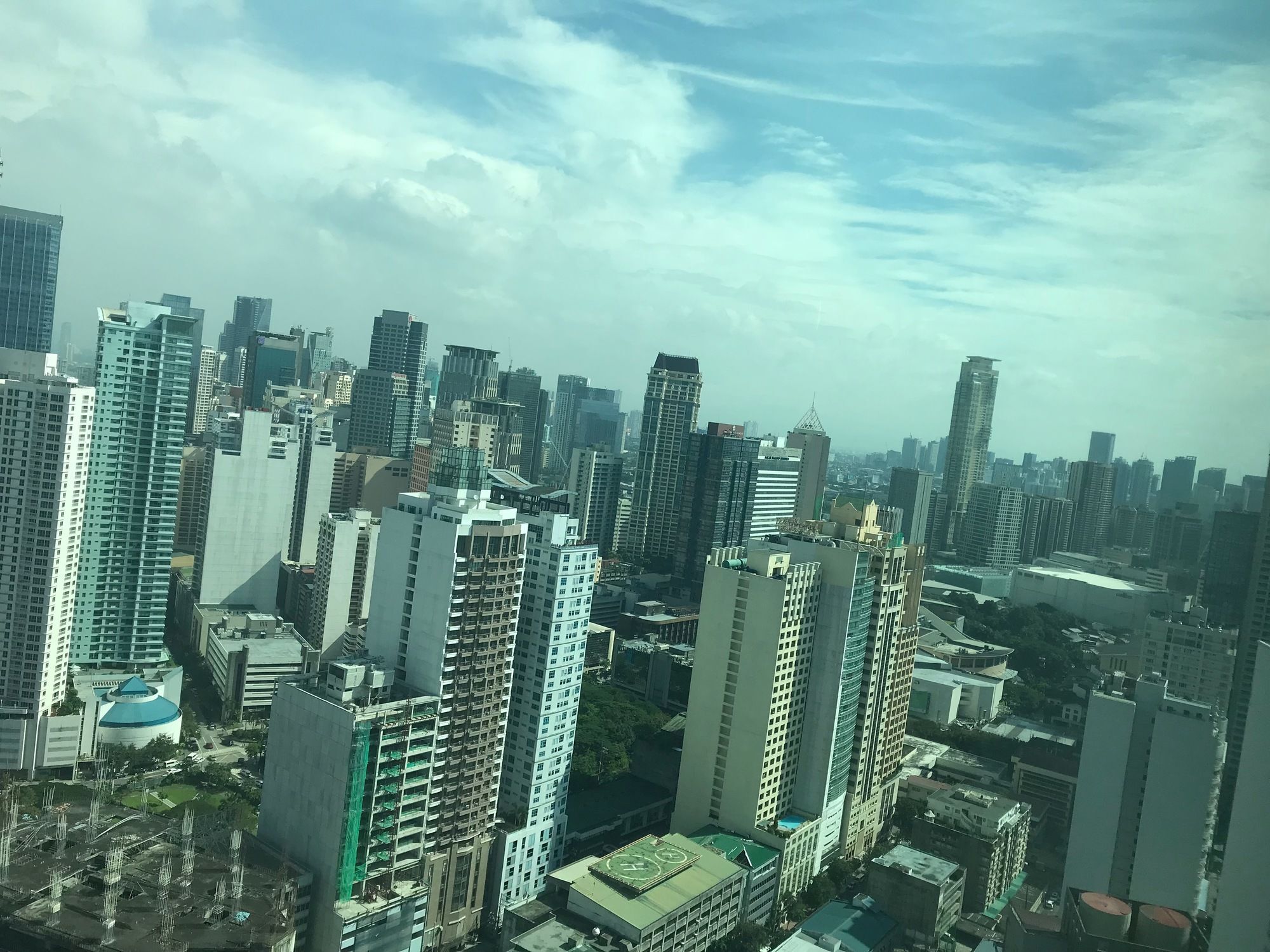 The Beacon Serviced Residences San Pedro Makati Exterior foto